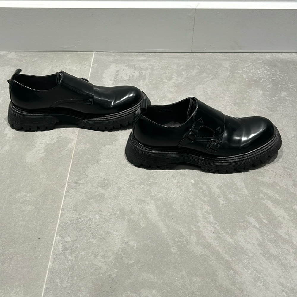 Intensi black leather shoes